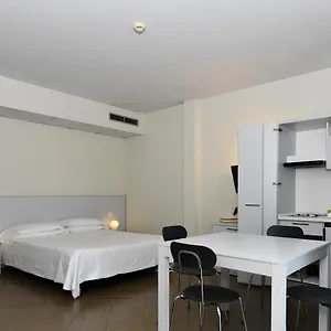 https://eden-lido-di-jesolo.hotelinveneto.com