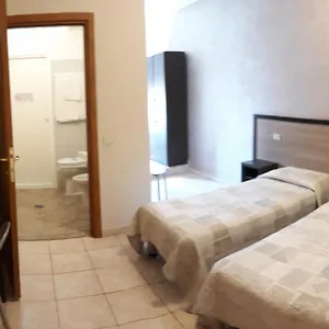 https://hotel-salus-milan.italymilanhotels.net